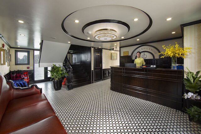 アテナ ロイヤル クルーズ