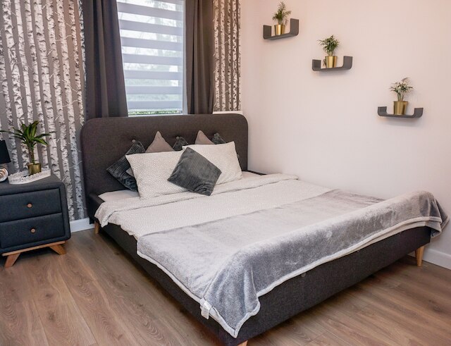 ノバ アパートメンツ ラコウィカ