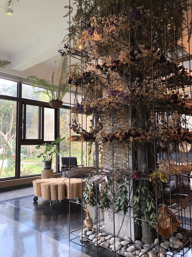 ラブ トゥ スティック トゥギャザー (愛黏在一起旅宿)