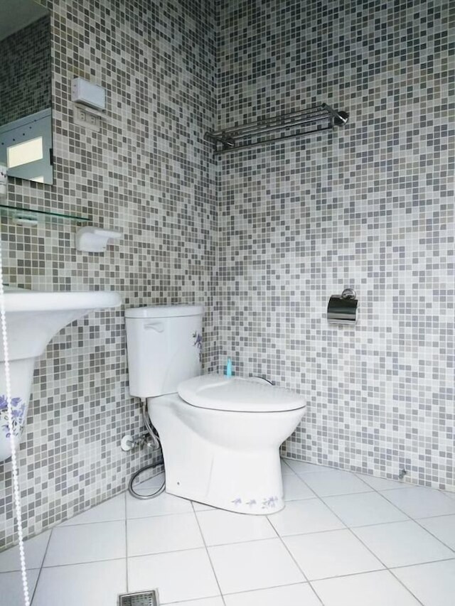 サマー ホームステイ (夏緑地民宿)