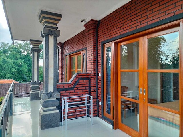 オレクス ホームステイ