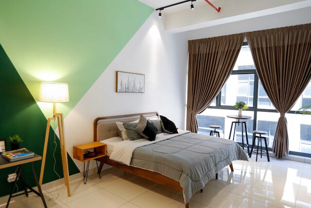 3 タワー バイ プラッシュ