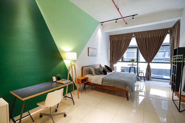 3 タワー バイ プラッシュ