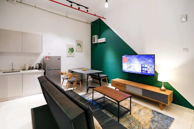 3 タワー バイ プラッシュ