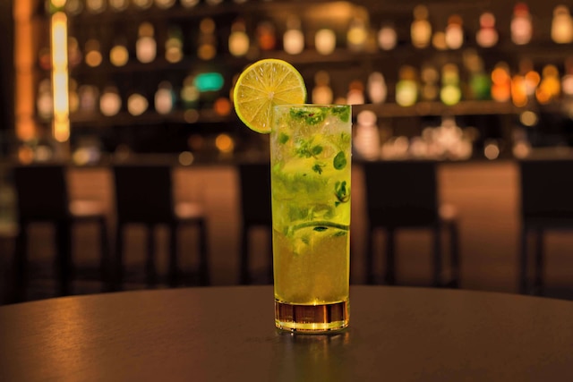 アヴァニ セントラル プサン