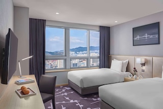 アヴァニ セントラル プサン