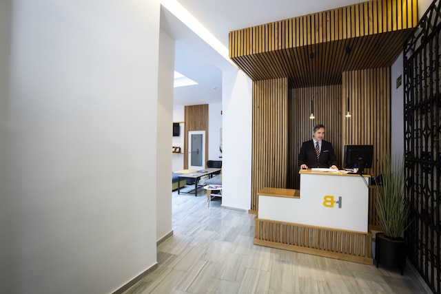 ベイシック ホテル セビリア カテドラル