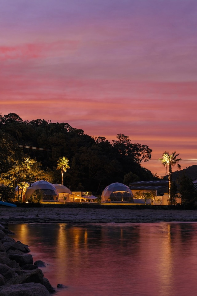 sana mane - グランピング