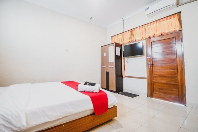 レッドドアーズ プラス アット ジャラン パラントリスティス 2