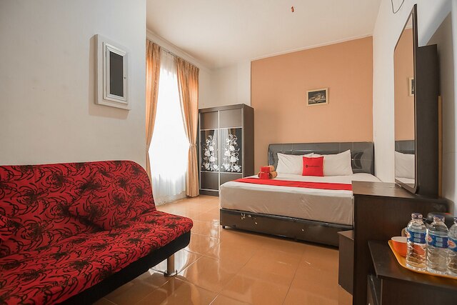 レッドドアーズ @ バタム センター 2