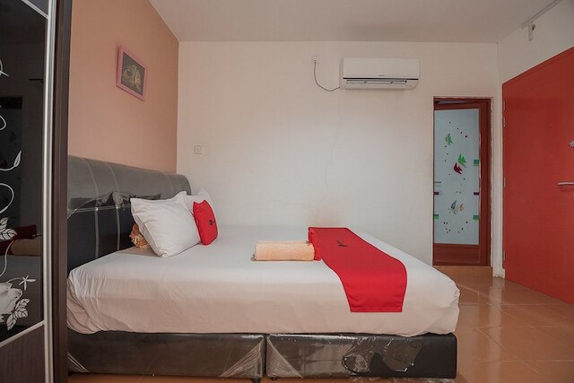 レッドドアーズ @ バタム センター 2