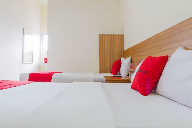 レッドドアーズ プラス @ スラパティ 2