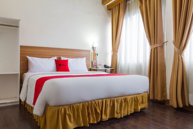 レッドドアーズ プラス @ スラパティ 2