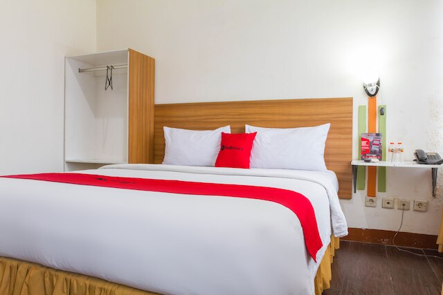 レッドドアーズ プラス @ スラパティ 2