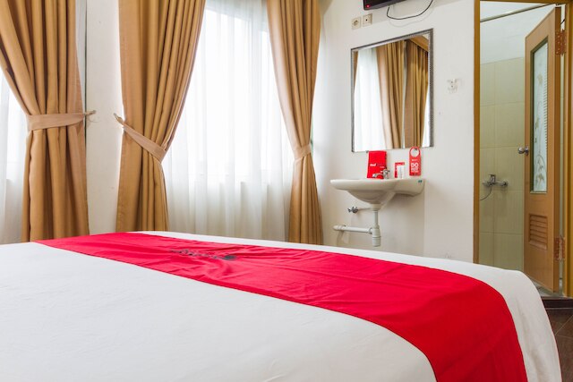 レッドドアーズ プラス @ スラパティ 2