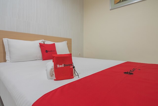 レッドドアーズ、MT ハリョノ セマラン近く