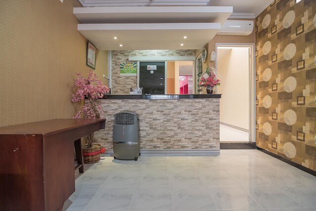 レッドドアーズ、MT ハリョノ セマラン近く