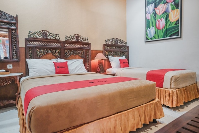 レッドドアーズ、ガレリア モール 2 近く