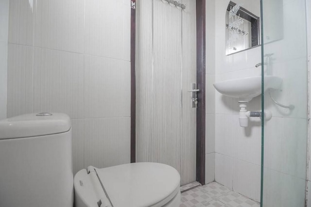 レッドドアーズ、イー ウォーク モール バリクパパン近く