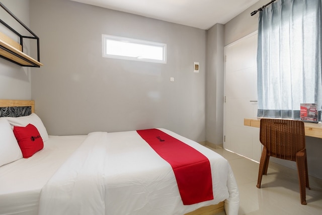 レッドドアーズ、プラザ アトリウム セネン近く