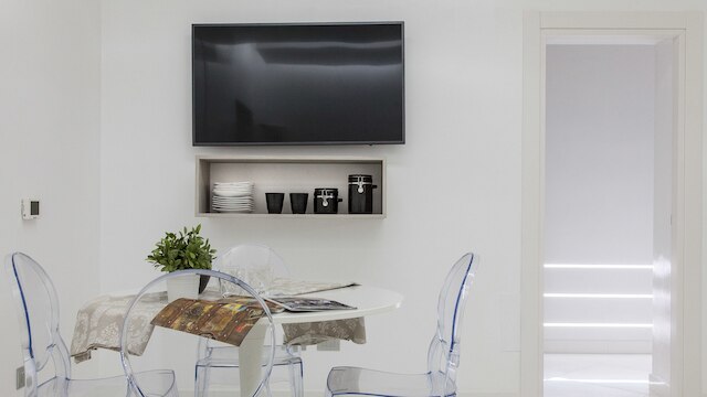 レンタル イン ローマ ピアッツァ ベネツィア ラグジュアリー アパートメント B