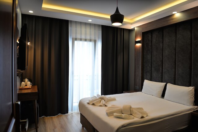 バジリシス ホテル