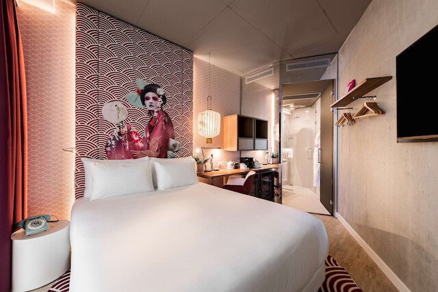 Nョウ アムステルダム ライ