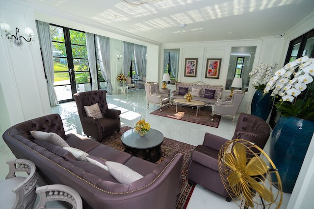 マーチャント ヴィラ