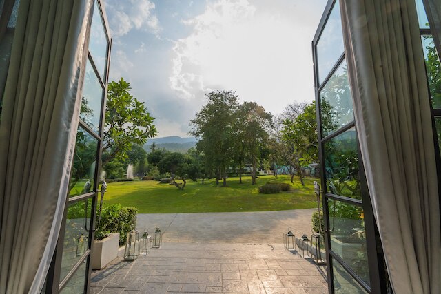 マーチャント ヴィラ