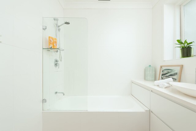 ウォーターフロント ガーデン アパートメント