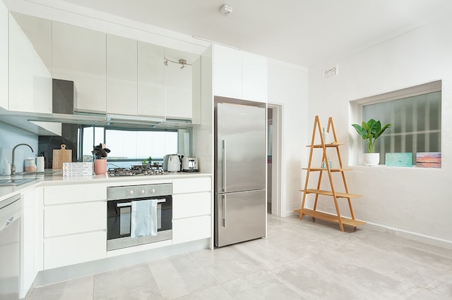 ウォーターフロント ガーデン アパートメント