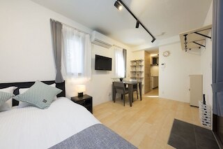 B2 Maison Philippe Shitaya 202