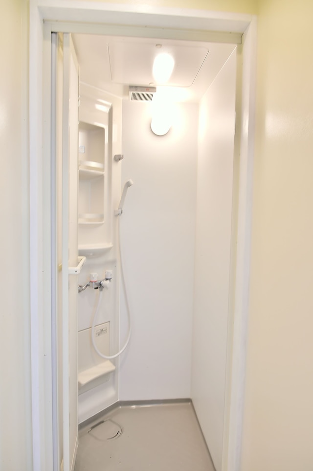 那覇市松尾 個室ホステル美らキャビン