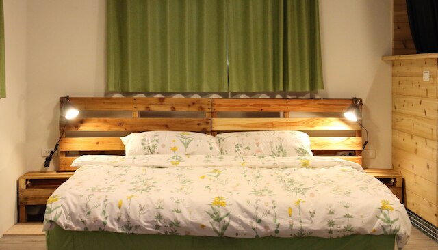 ローリング イン (老林居)