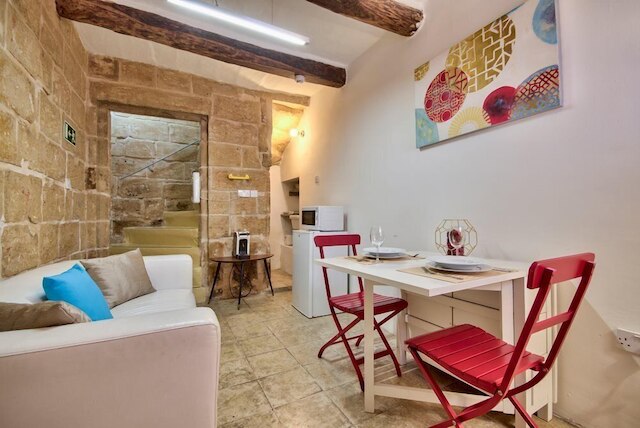 バレッタステイ オーガスティニアン