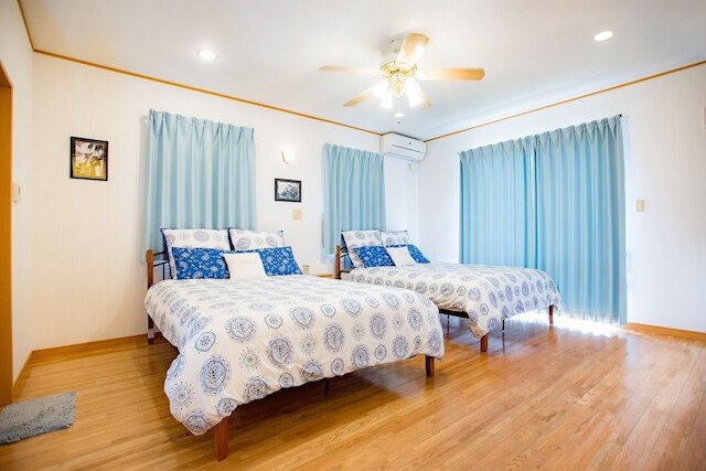 Country house, Uruma