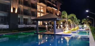 ザ クラウン レジデンシス アト ハーバー スプリングス