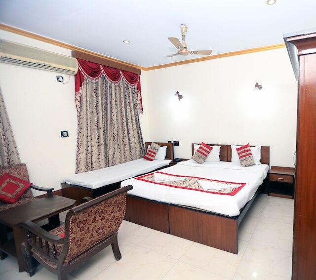 YMCA シーコム イン