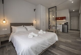 ホームライク スタジオズ イン ザ ハート オブ ザ シティ バイ GHH