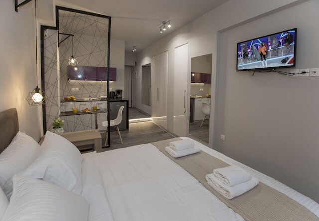 ホームライク スタジオズ イン ザ ハート オブ ザ シティ バイ GHH