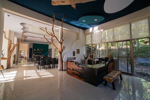 トップ タイ B&B (台巴太 天空密碼)