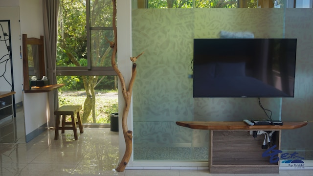 トップ タイ B&B (台巴太 天空密碼)