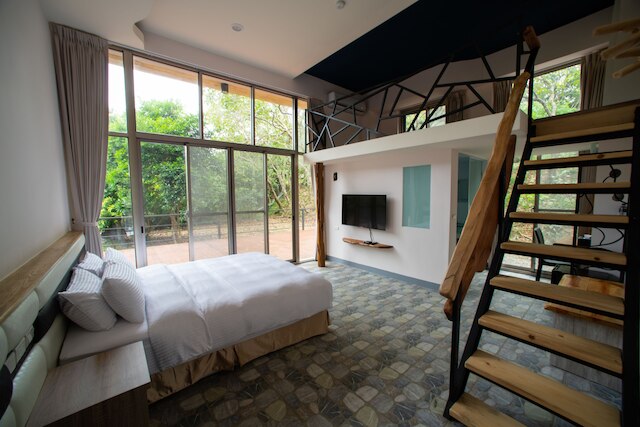 トップ タイ B&B (台巴太 天空密碼)