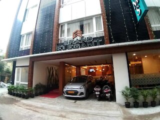 グランド エレガント