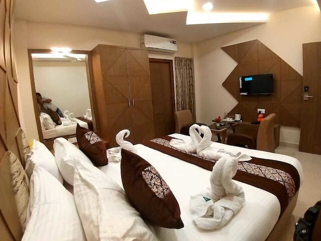 グランド エレガント