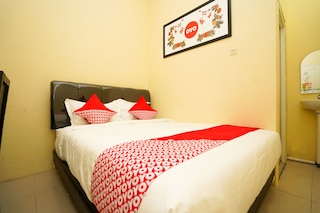 OYO 998 ラアナ レジデンス シャリア