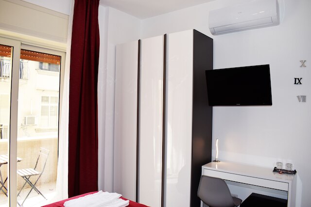 ネアポリス ピエ