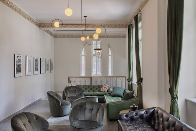 バチャル ハウス