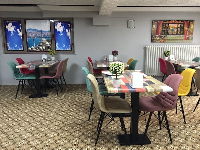 ホテル メトロポール