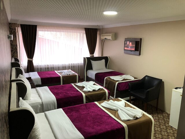 ホテル メトロポール